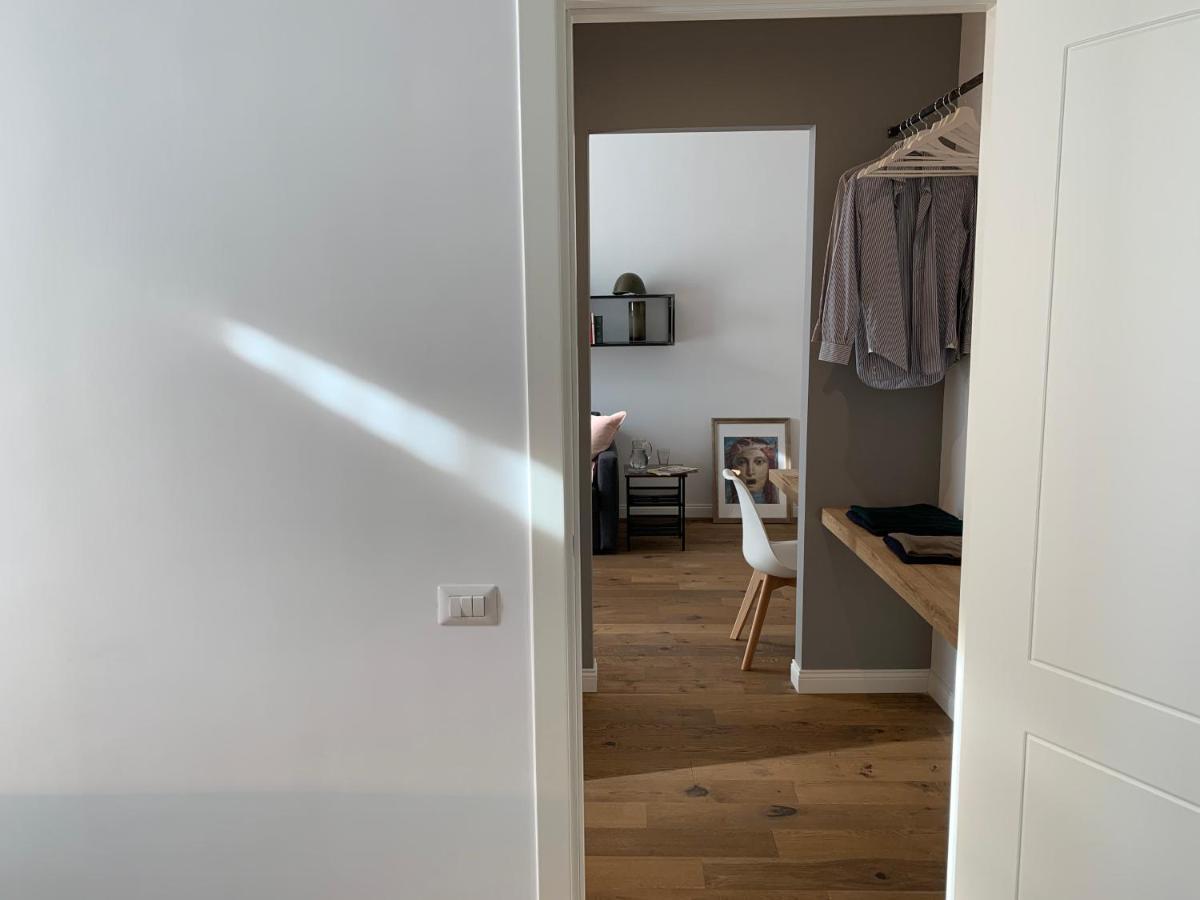 The Quality Apartment Napoli Exterior foto